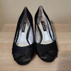 Nina Elegant Black Peep-Toe Heels